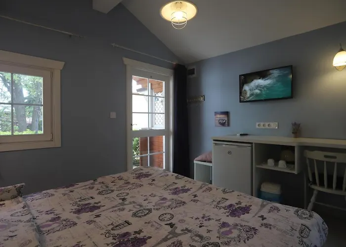 Yanita Πανσιόν 4*