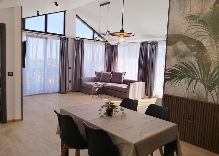 Yanita Πανσιόν Βάρνα