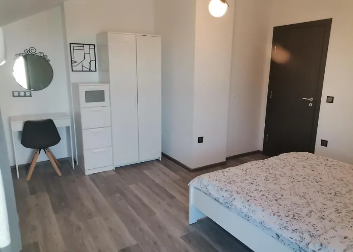 Πανσιόν Yanita Βάρνα