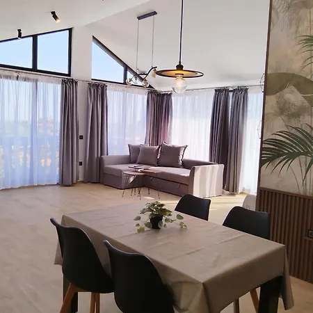 Yanita Gasthof Warna