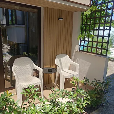 Guest house Yanita