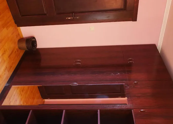 Yanita בית הארחה וארנה